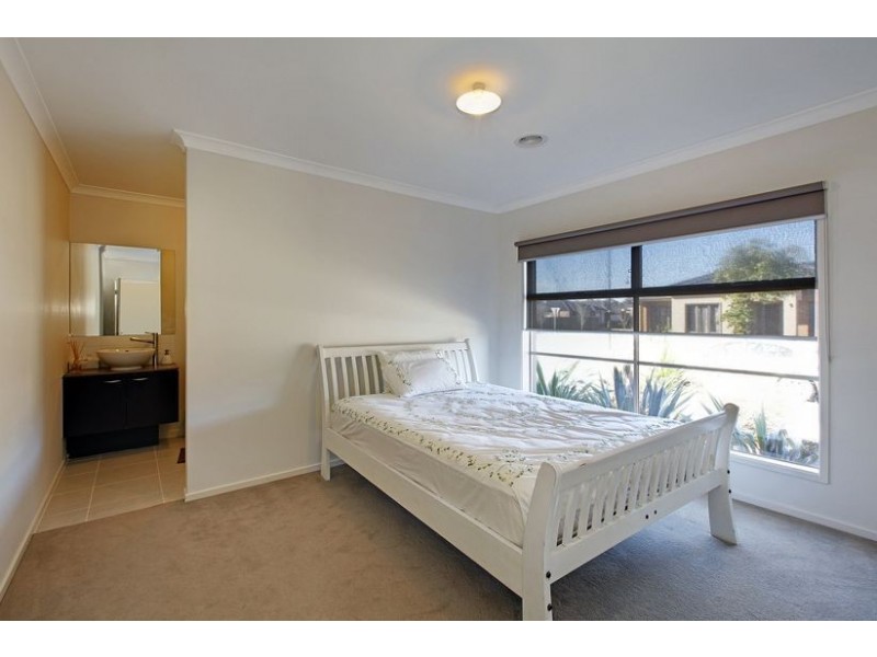 13 Giddens Road, Mernda VIC 3754