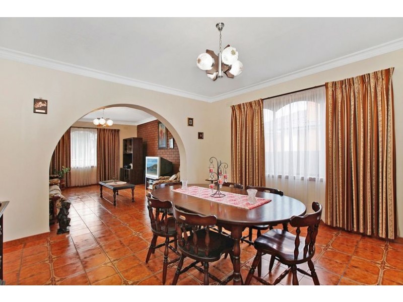 61 Main Street, Thomastown VIC 3074