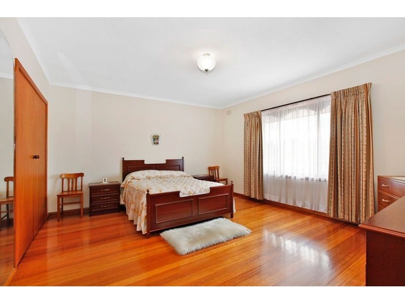 61 Main Street, Thomastown VIC 3074