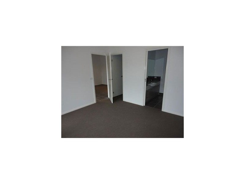 8 Bluehill Way, Wollert VIC 3750