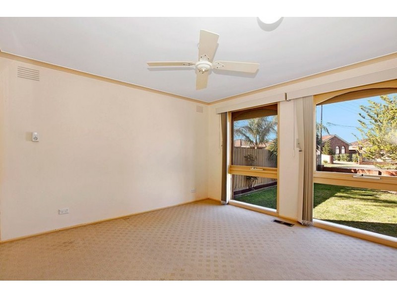 7 Chesney Court, Thomastown VIC 3074