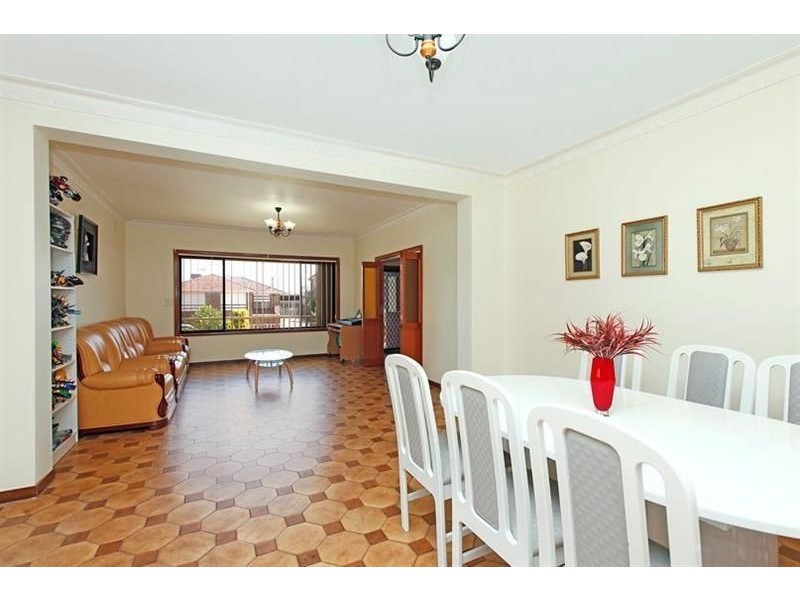 11 greenstone court, Thomastown VIC 3074
