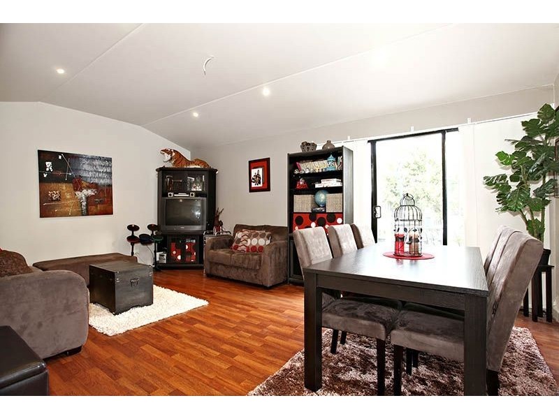 5 Flamingo Point, South Morang VIC 3752