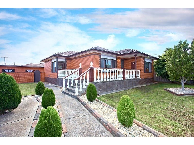 34 Melaleuca Drive, Thomastown VIC 3074