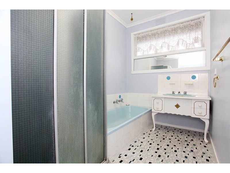 20 Woodleigh Street, Thomastown VIC 3074