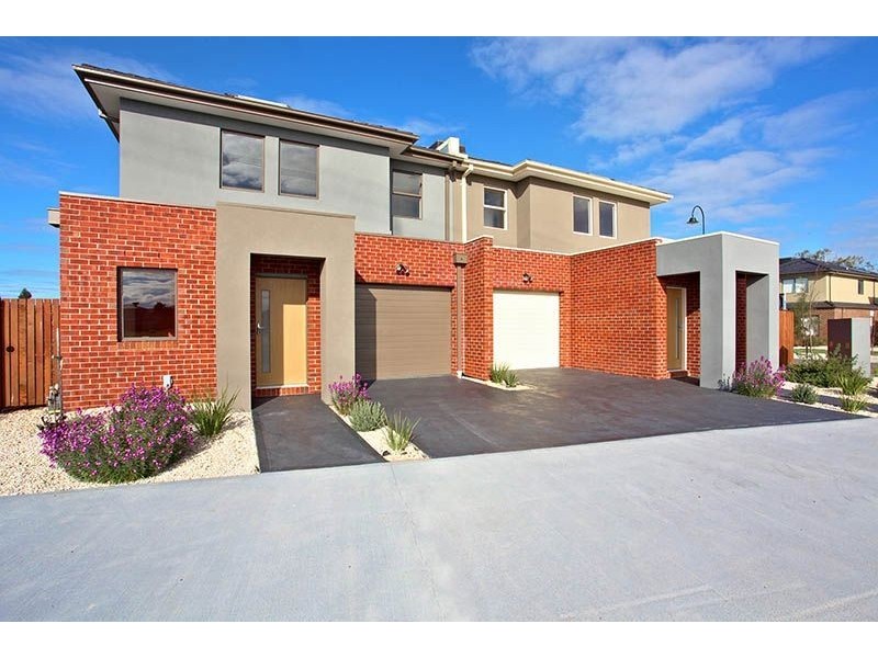 2 Quarterhorse Drive, South Morang VIC 3752