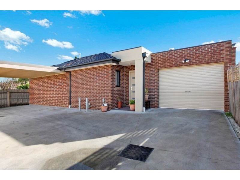 36 & 36A Westall Street, Thomastown VIC 3074