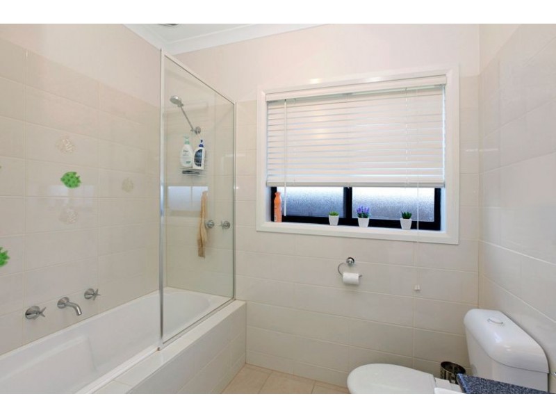 36 & 36A Westall Street, Thomastown VIC 3074