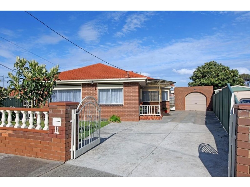 11 Cromwell Court, Lalor VIC 3075