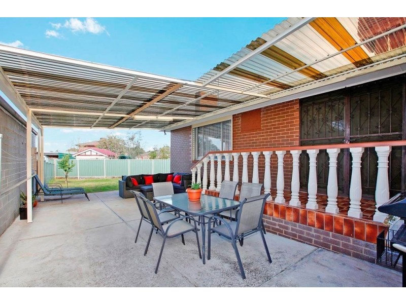 11 Cromwell Court, Lalor VIC 3075