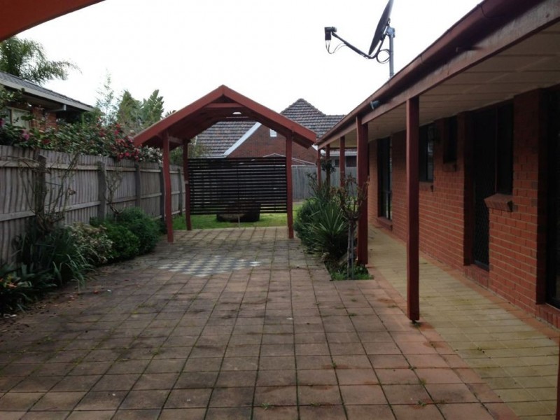 6 Brush Road, Epping VIC 3076