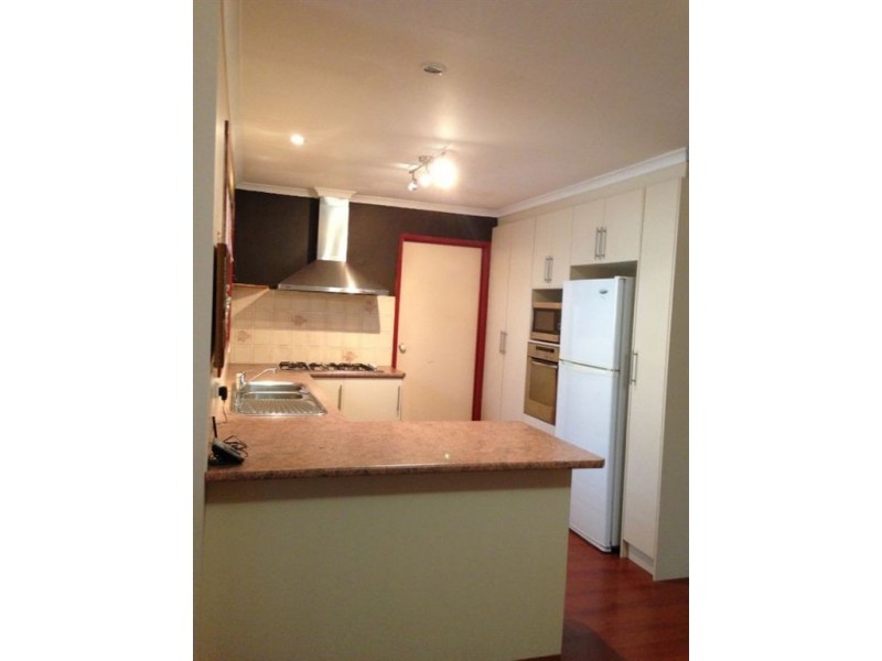 8 Lanark Street, Epping VIC 3076