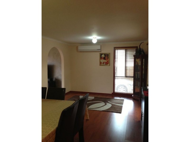 8 Lanark Street, Epping VIC 3076