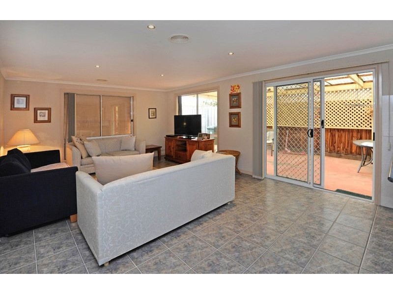 15 Marjory Street, Thomastown VIC 3074