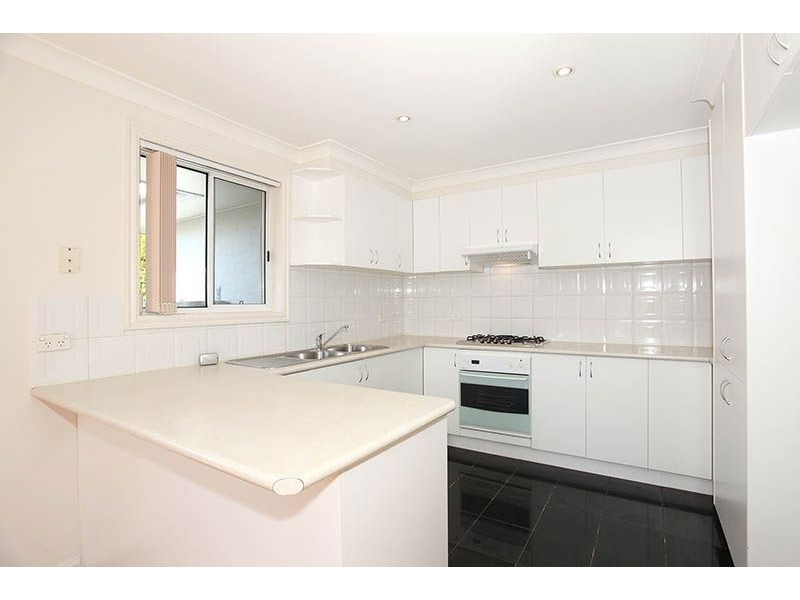 2/112 Mount View Road, Lalor VIC 3075