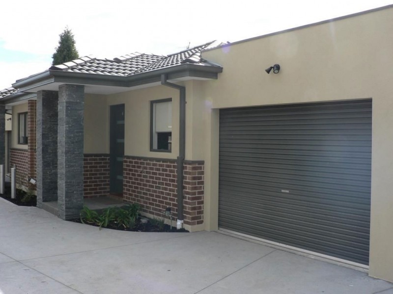 2/13 Edna Street, Thomastown VIC 3074