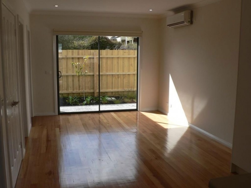 2/13 Edna Street, Thomastown VIC 3074