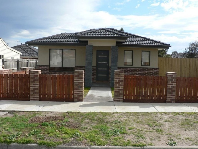 4/13 Edna Street, Thomastown VIC 3074