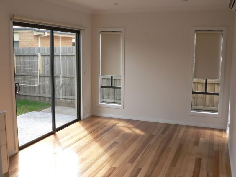 4/13 Edna Street, Thomastown VIC 3074