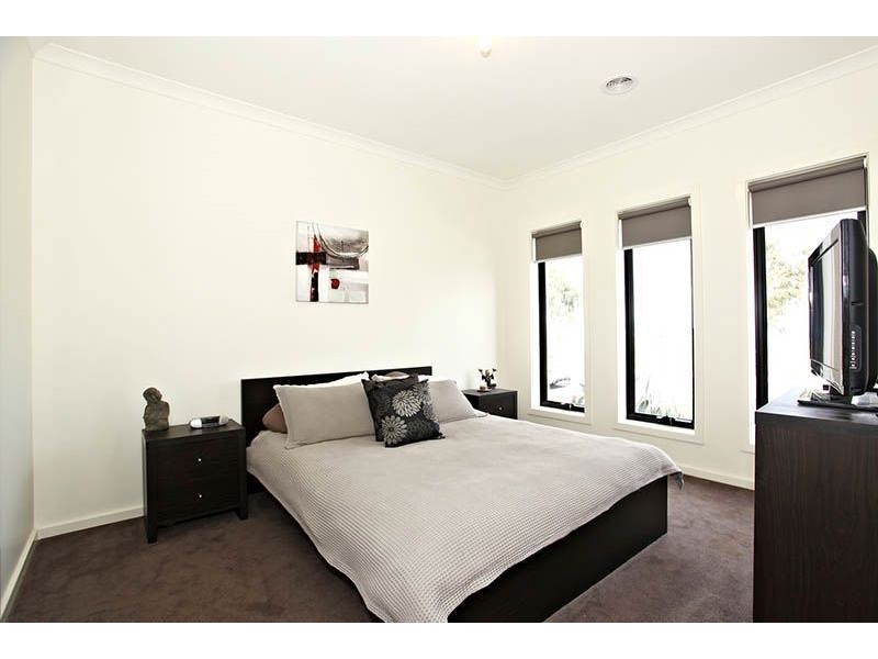 54 Rockfield Street, Epping VIC 3076