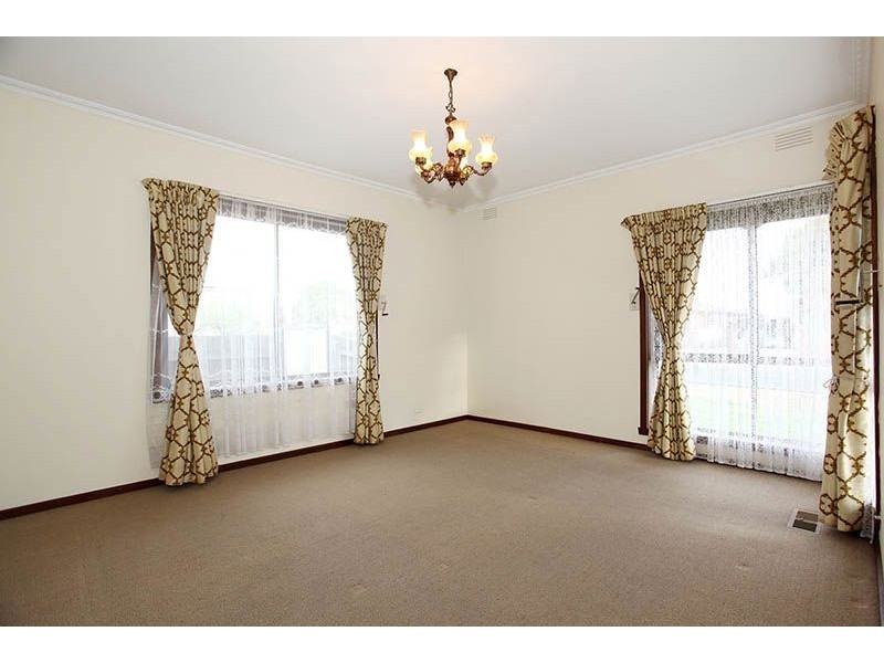 176 Main Street, Thomastown VIC 3074