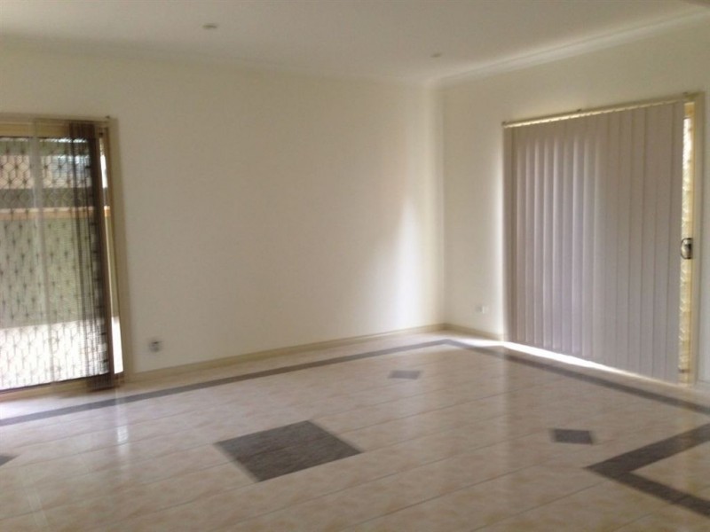 2/6 Treetop Court, Thomastown VIC 3074