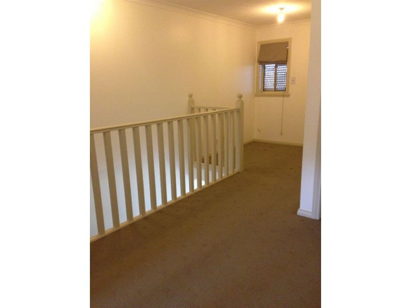 2/6 Treetop Court, Thomastown VIC 3074