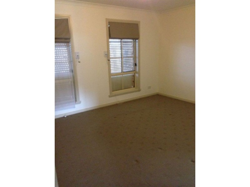 2/6 Treetop Court, Thomastown VIC 3074