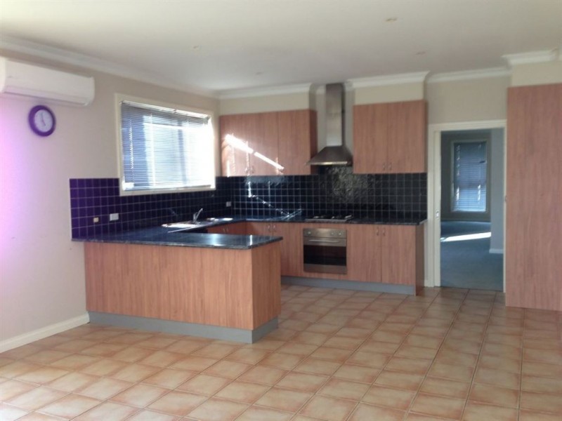 17 St Claire Avenue, South Morang VIC 3752