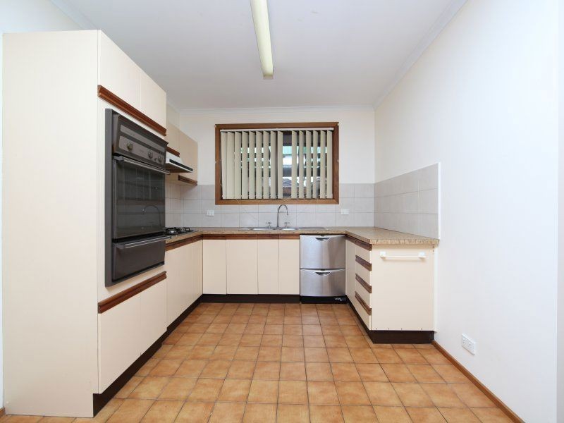 2/17 Miranda Road, Reservoir VIC 3073