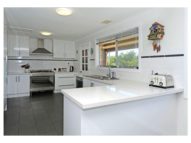 172 Darebin Drive, Lalor VIC 3075