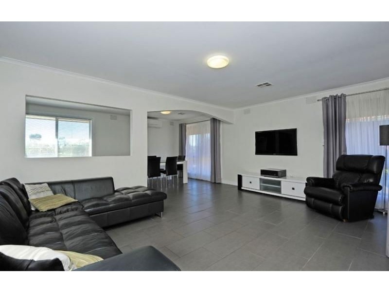 172 Darebin Drive, Lalor VIC 3075