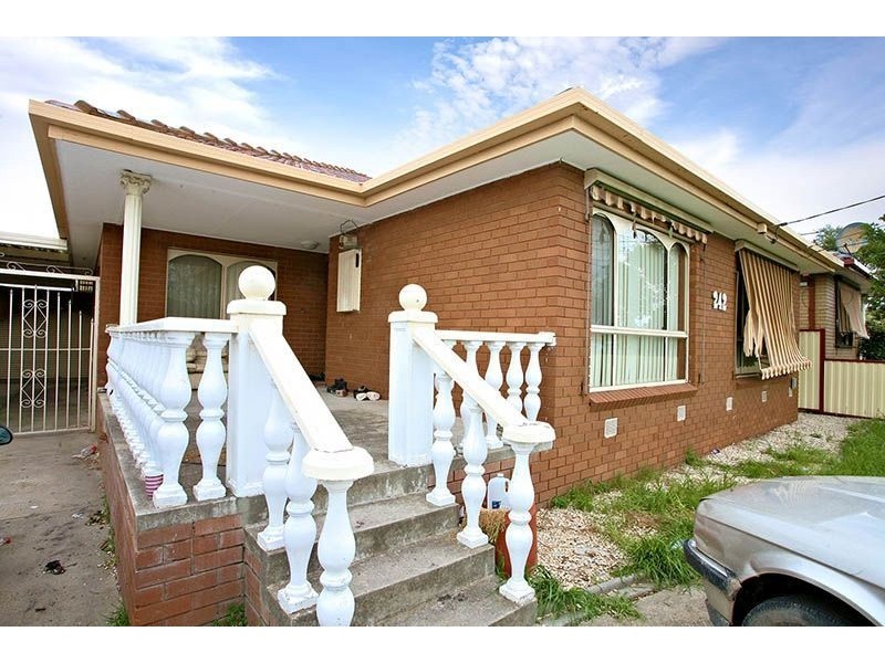 242 Edgars Road, Thomastown VIC 3074