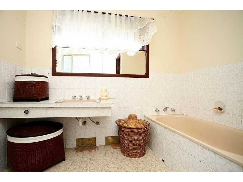 3/2 Gordon Street, Lalor VIC 3075