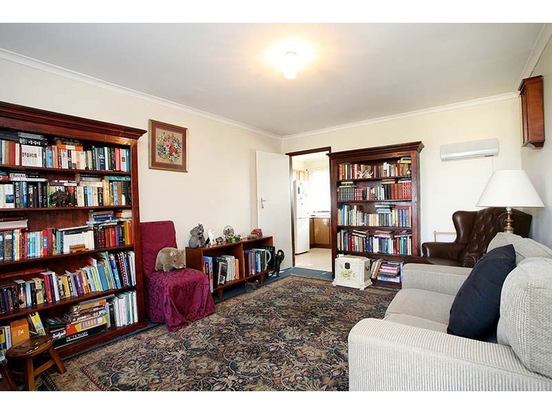 3/2 Gordon Street, Lalor VIC 3075