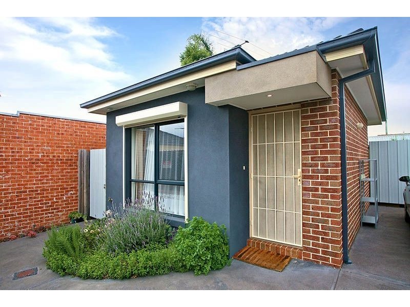 8/16 Macartney Street, Reservoir VIC 3073