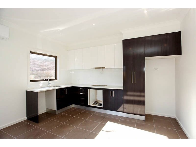 1/8 Mavora Place, South Morang VIC 3752