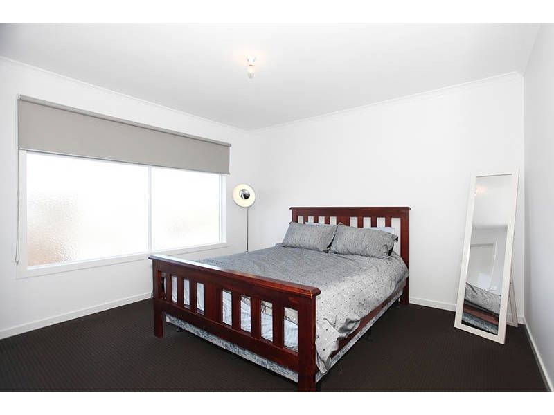 24 Oriano Street, Epping VIC 3076