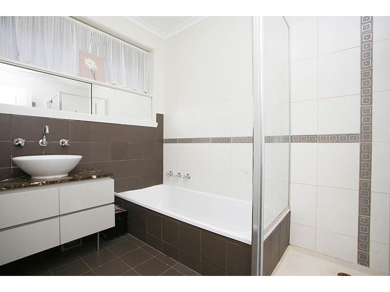 5 Midholm Court, Thomastown VIC 3074