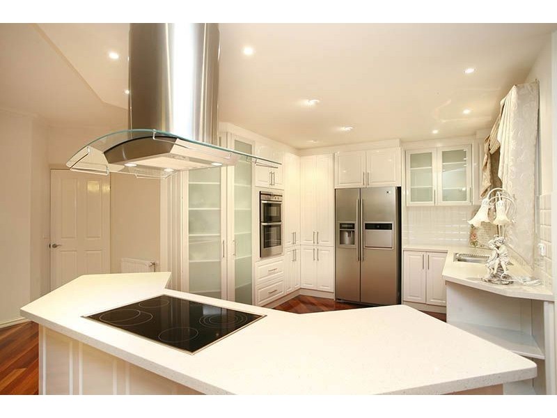 4 Hawkins Drive, Kinglake VIC 3763