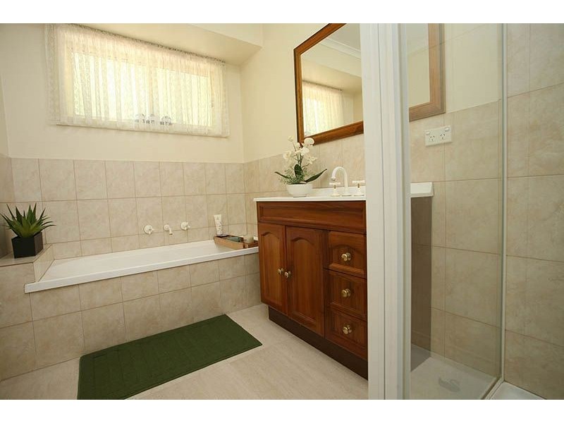 6 Wagtail Way, Whittlesea VIC 3757