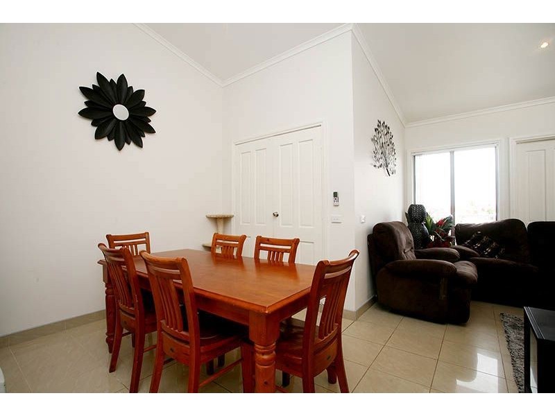 1/16-18 The Boulevard, Thomastown VIC 3074