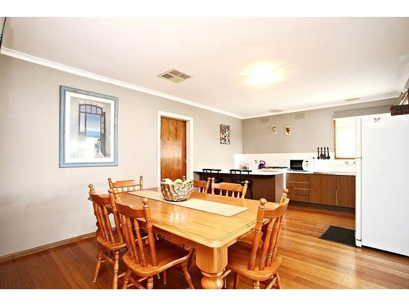 61 Festival Grove, Lalor VIC 3075