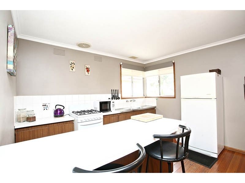 61 Festival Grove, Lalor VIC 3075