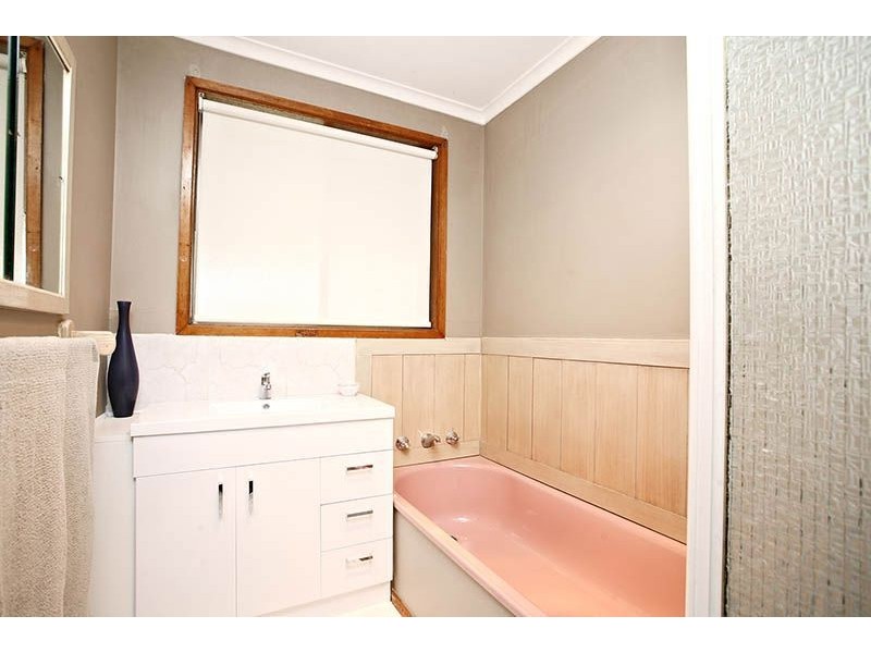 61 Festival Grove, Lalor VIC 3075