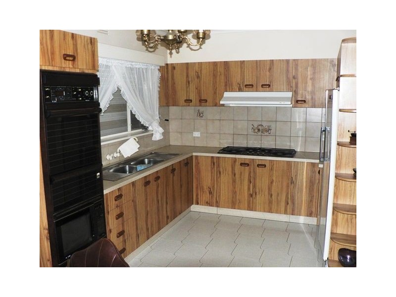 19 Anderson Street, Lalor VIC 3075