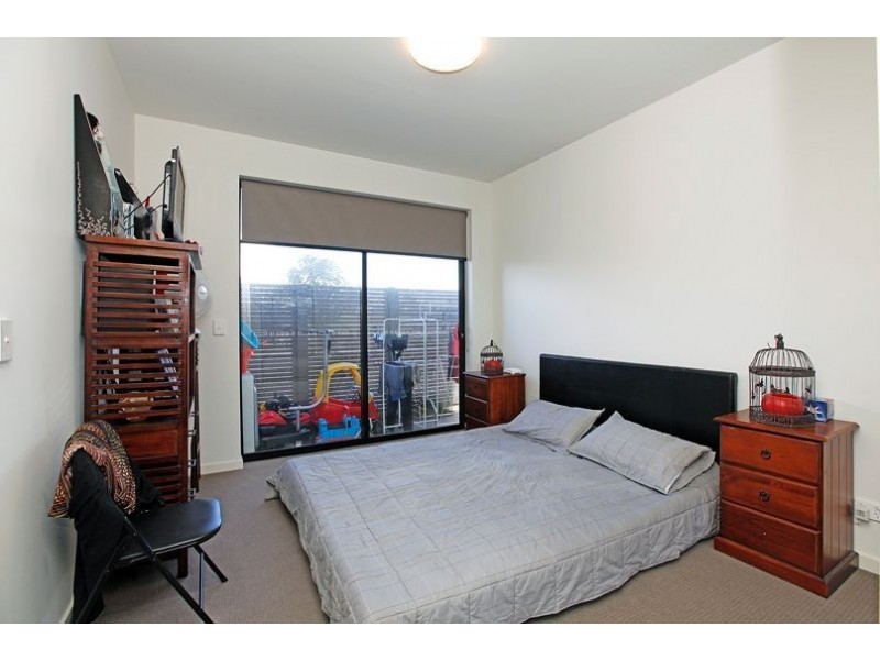 2/90 Epping Road, Epping VIC 3076