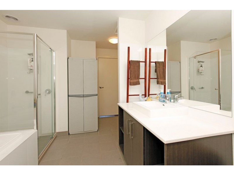 2/90 Epping Road, Epping VIC 3076