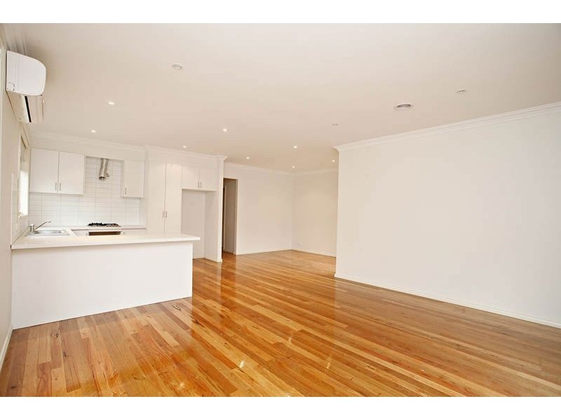 7 Vista Way, South Morang VIC 3752