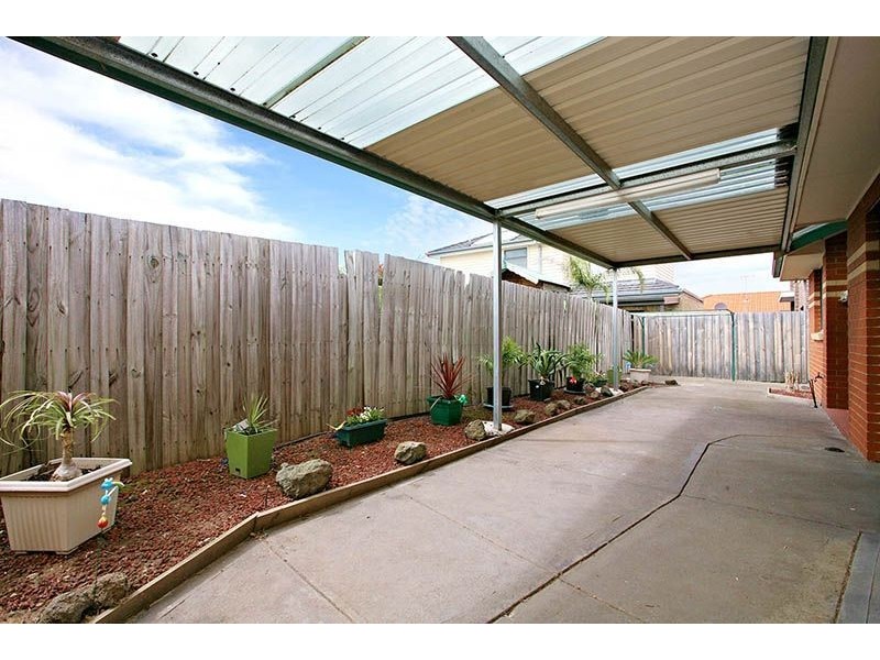 22 Marcia Street, Thomastown VIC 3074